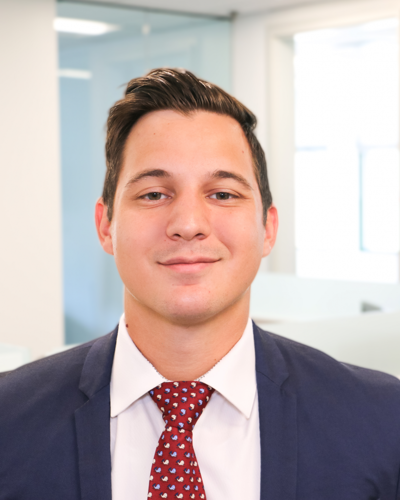 Darius Headshot W Tie Interra Realty